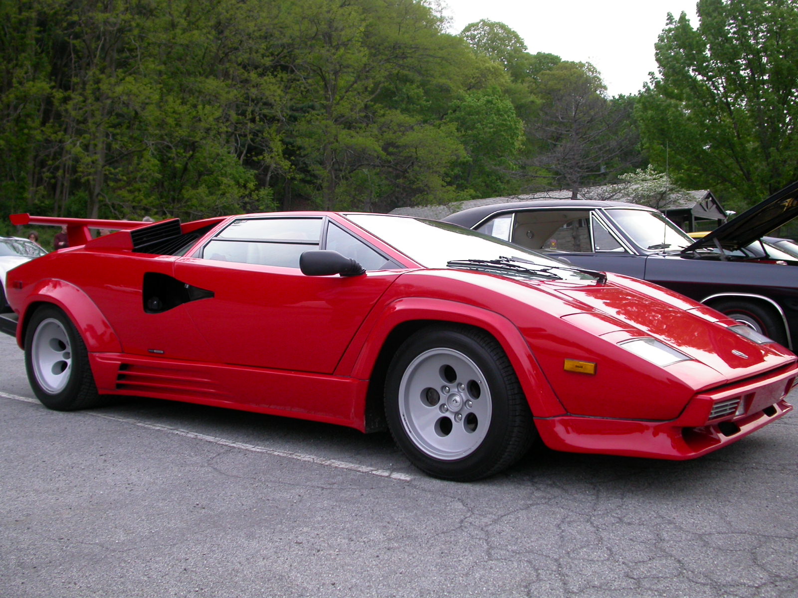 lamborghini-countach-red-1986.jpg
