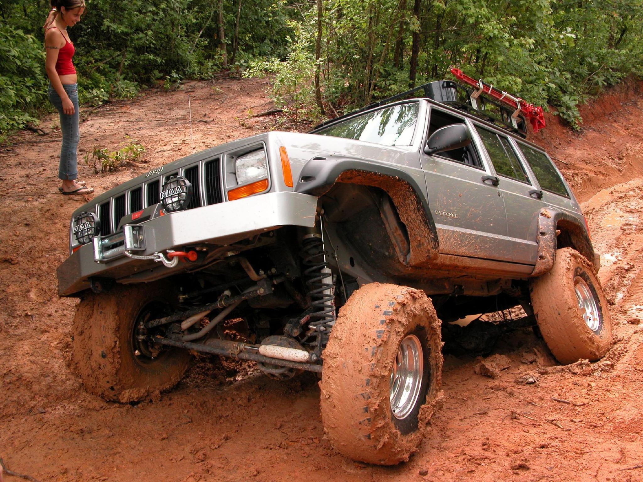 Jeep_Cherokee_offroad_2.jpg