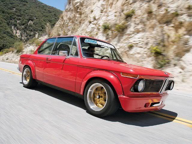 eurp_0709_01_z1969_bmw_2002front_page.jpg