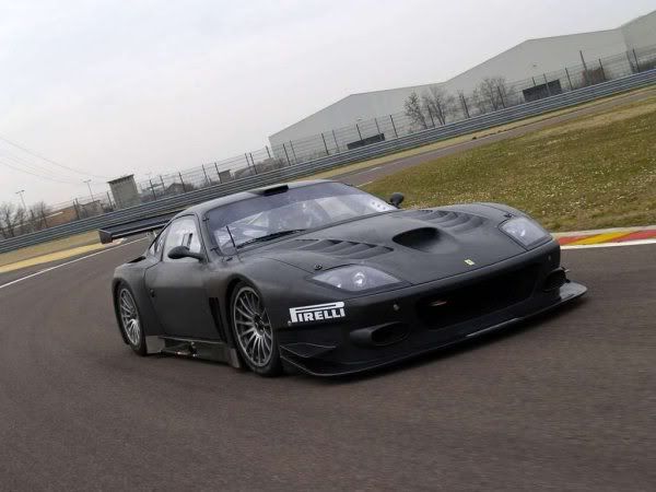 2005_Ferrari_575_GTC_Evoluzione_-1.jpg
