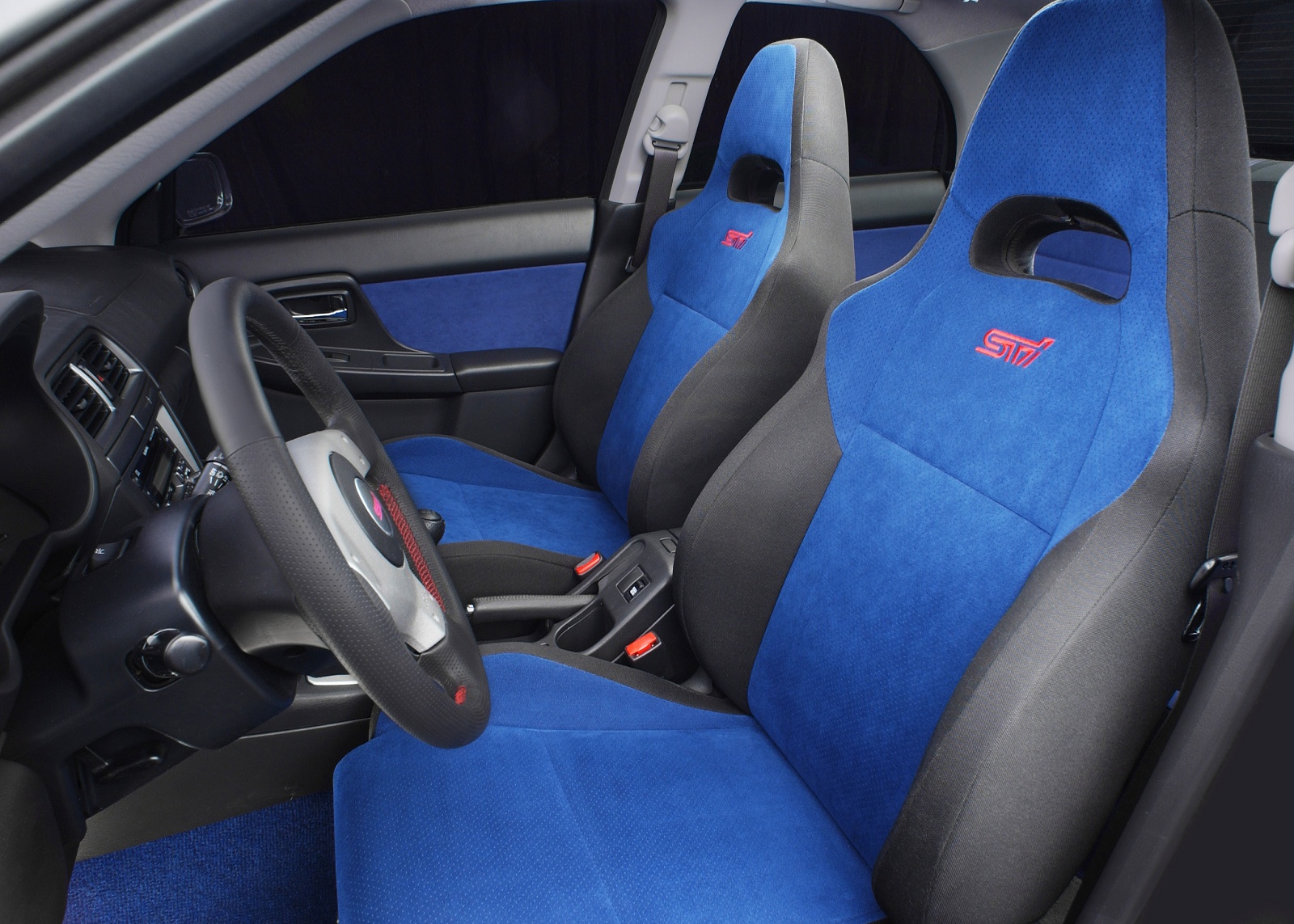 sti_seats.jpg