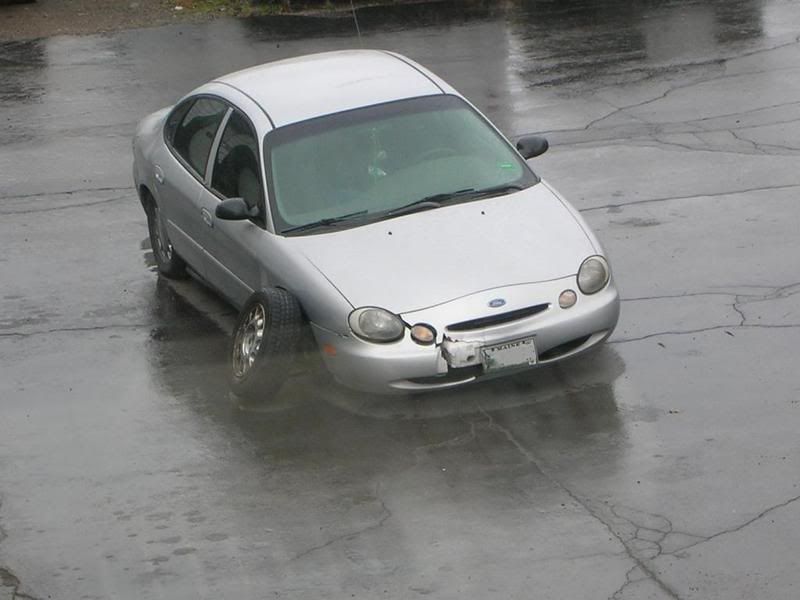 carwheeloff.jpg