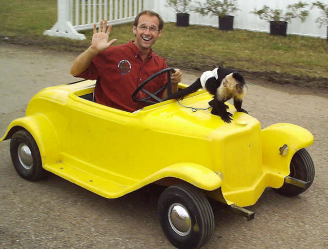 yellowcar.jpg